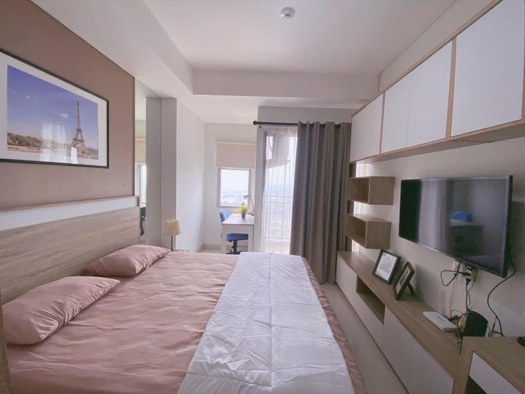 Apartement Springwood By Livirooms Tangerang Warungmangga Esterno foto