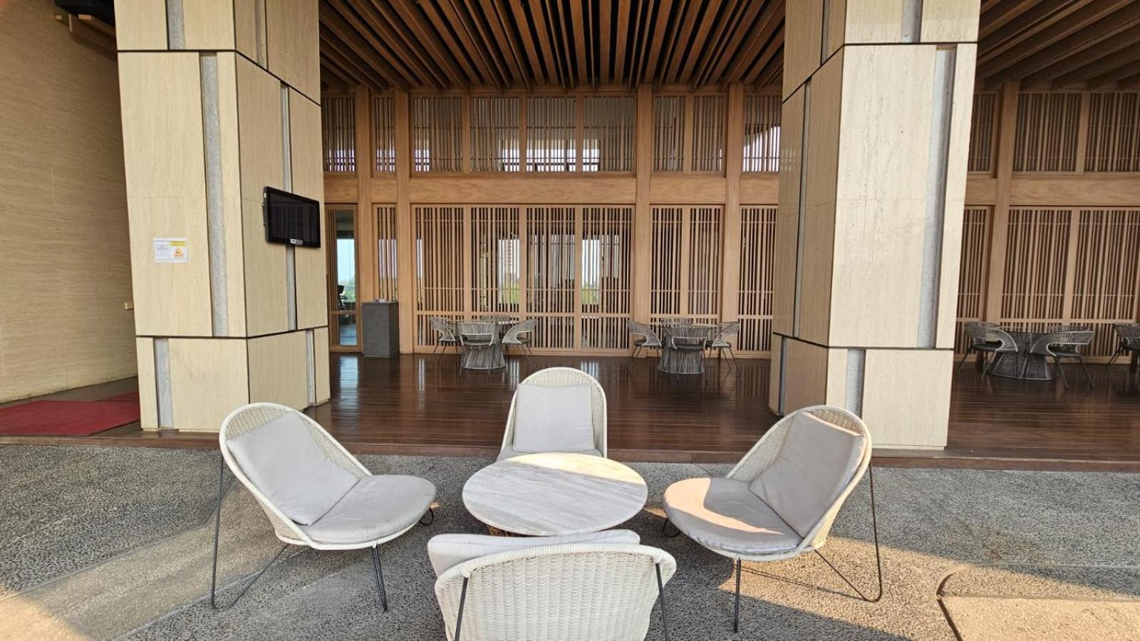 Apartement Springwood By Livirooms Tangerang Warungmangga Esterno foto